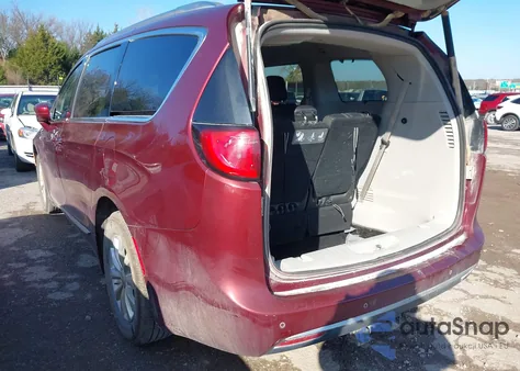 2019 Chrysler Pacifica Touring L from USA, damaged, VIN 2C4RC1BG7KR732603